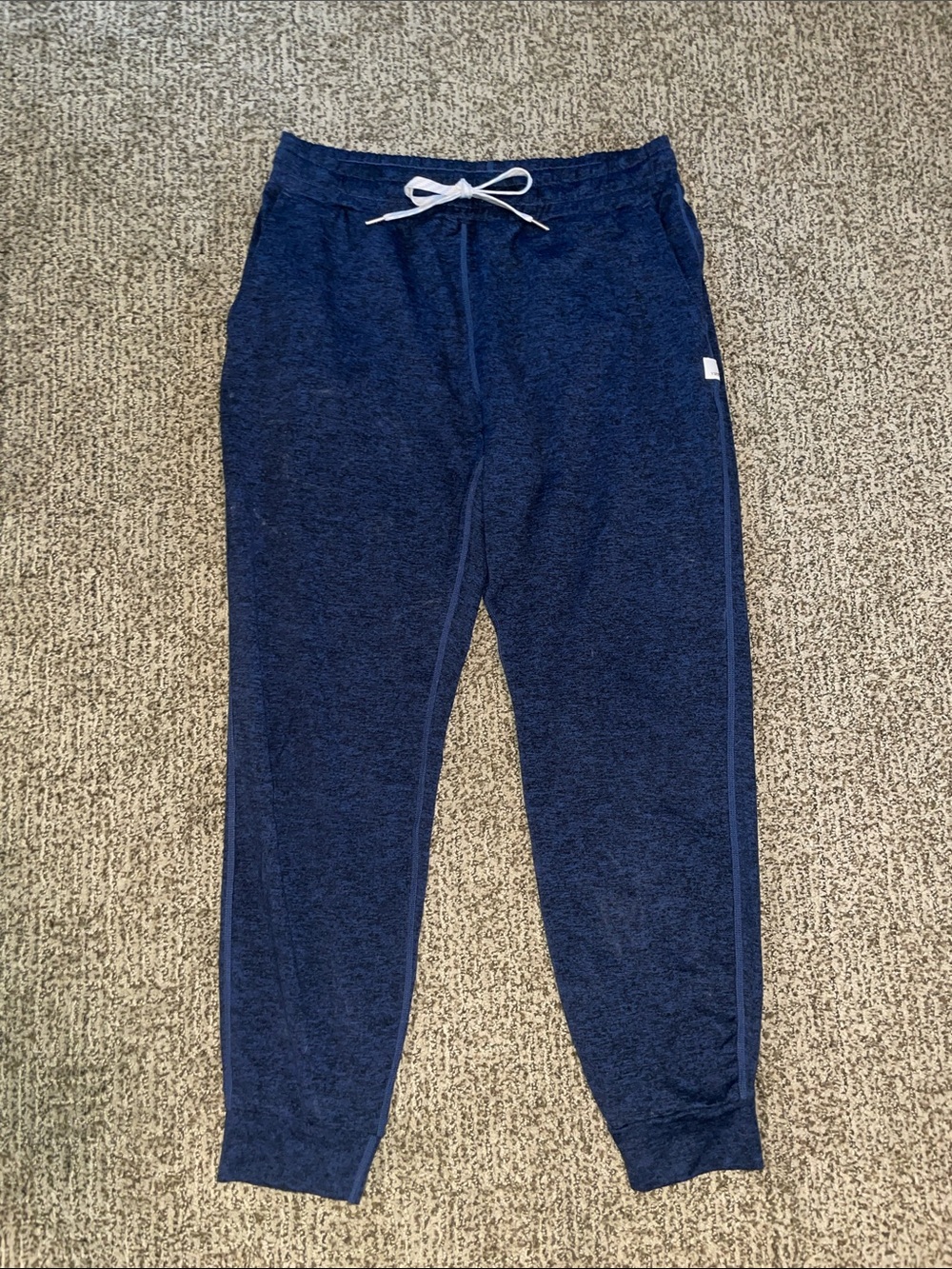 Vuori Women’s Navy Joggers Size S